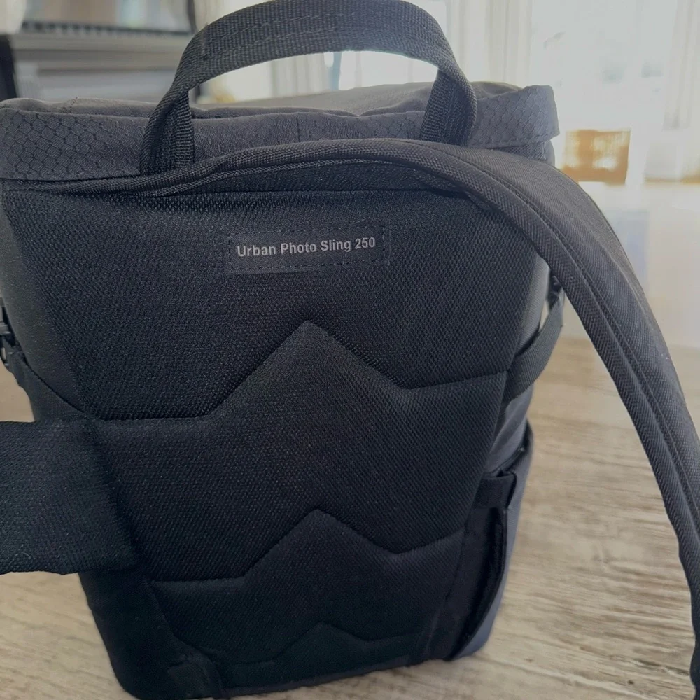 Lowepro Union Photo Sling 150 Camera bag black